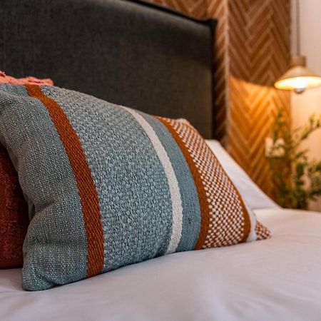Vestal Suites Domo Кембрилс Екстериор снимка
