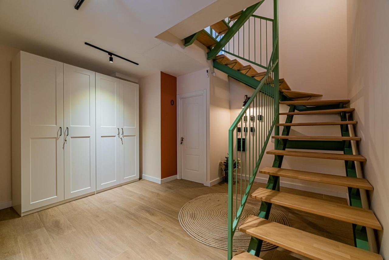 Vestal Suites Domo Кембрилс Екстериор снимка